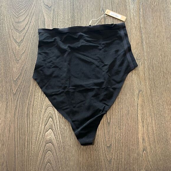 NWT Skims Sheer Sculpt High-Waisted Thong Onyx Size L - Picture 1 of 4